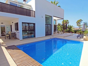Gran alquiler en Moraira con piscina privada, aire acondicionado y mascotas permitidas - HISP-216-231